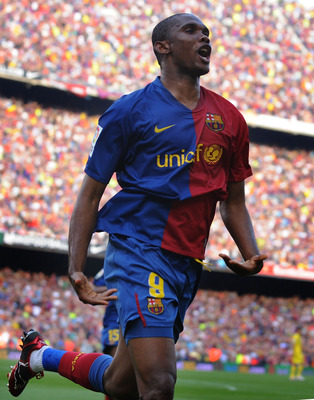 BARCELONA, SPAIN - MAY 10:  Samuel Eto'o of Barcelona celebrates after scoring his team's second goal during the La Liga match between Barcelona and Villarreal at the Nou Camp stadium on May 10, 2009 in Barcelona, Spain.  (Photo by Denis Doyle/Getty Image