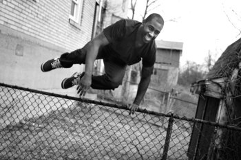 Darelle Revis fleeing his current contract