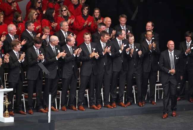 NEWPORT, WALES - SEPTEMBER 30:  Stewart Cink of the USA reacts after Team Captain Corey Pavin forgets to announce him during the Opening Ceremony prior to the 2010 Ryder Cup at the Celtic Manor Resort on September 30, 2010 in Newport, Wales.  (Photo by An