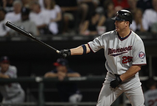 CHICAGO - AUGUST 10: Jim Thome #25 of the Minnesota Twins prepares to bat against the Chicago White Sox at U.S. Cellular Field on August 10, 2010 in Chicago, Illinois. The Twins defeated the White Sox 12-6. (Photo by Jonathan Daniel/Getty Images)