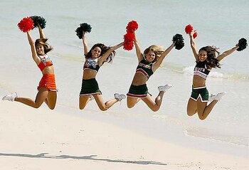 Miami-hurricanes-cheerleaders-9_display_image