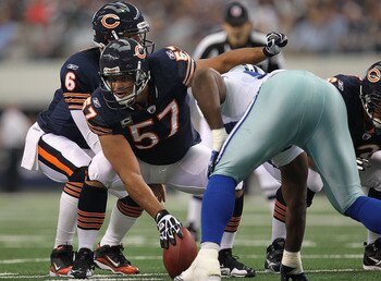 ARLINGTON, TX - SEPTEMBER 19:  Center Olin Kreutz #57 of the Chicago Bears at Cowboys Stadium on September 19, 2010 in Arlington, Texas.  (Photo by Ronald Martinez/Getty Images)