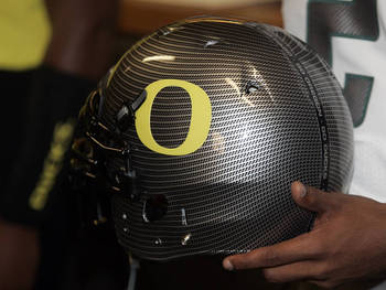 New-oregon-ducks-football-uniforms-161_display_image