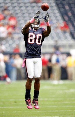 HOUSTON - OCTOBER 10:  Wide receiver Andre Johnson #80 of the Houston Texans warms up prior to playing the  New York Giants at Reliant Stadium on October 10, 2010 in Houston, Texas.  Johnson was a game day decision as to whether he would play after suffer