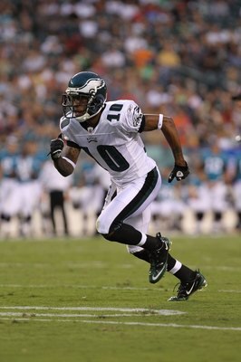 PHILADELPHIA - AUGUST 13:  DeSean Jackson #10 of the Philadelphia Eagles against the Jacksonville Jaguars during their preseason game at Lincoln Financial Field on August 13, 2010 in Philadelphia, Pennsylvania.  (Photo by Nick Laham/Getty Images)