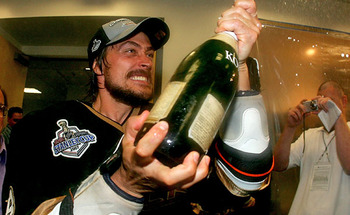 TeemuSelanne_display_image.jpg