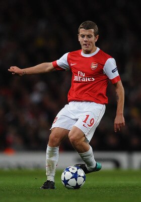 LONDON, ENGLAND - OCTOBER 19:  Jack Wilshere of Arsenal in action during the UEFA Champions League Group H match between Arsenal and FC Shakhtar Donetsk at the Emirates Stadium on October 19, 2010 in London, England.  (Photo by Laurence Griffiths/Getty Im
