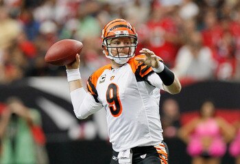 ATLANTA - OCTOBER 24:  Quarterback Carson Palmer #9 of the Cincinnati Bengals looks to pass upfield against the Atlanta Falcons at Georgia Dome on October 24, 2010 in Atlanta, Georgia.  (Photo by Kevin C. Cox/Getty Images)