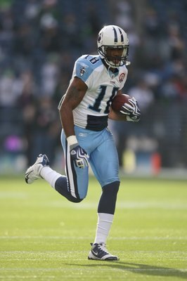 SEATTLE - JANUARY 03:  Kenny Britt #18 of the Tennessee Titans warms up before the game against the Seattle Seahawks on January 3, 2010 at Qwest Field in Seattle, Washington. (Photo by Otto Greule Jr/Getty Images)