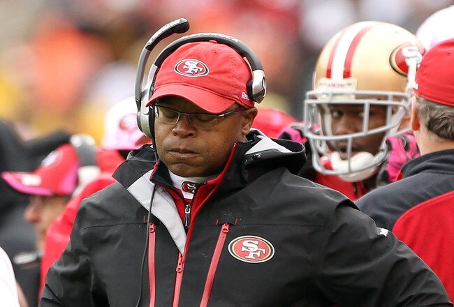 SAN FRANCISCO - OCTOBER 17:  Head coach Mike Singletary of the San Francisco 49ers reacts on the sidelines during their game against the Oakland Raiders at Candlestick Park on October 17, 2010 in San Francisco, California.  (Photo by Ezra Shaw/Getty Image