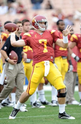LOS ANGELES, CA - OCTOBER 16:  Matt Barkley #7 of the USC Trojans warms up before the game against the California Golden Bears at Los Angeles Memorial Coliseum on October 16, 2010 in Los Angeles, California.  (Photo by Harry How/Getty Images)