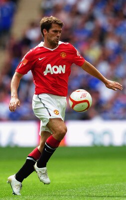 LONDON, ENGLAND - AUGUST 08:  Michael Owen of Manchester United in action during the FA Community Shield match between Chelsea and Manchester United at Wembley Stadium on August 8, 2010 in London, England.  (Photo by Laurence Griffiths/Getty Images)