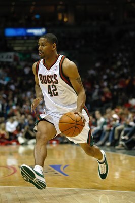 MILWAUKEE, WI - APRIL 24: Charlie Bell #42 of the Milwaukee Bucks dribbles the basketball against the Atlanta Hawks during Game Three of Eastern Conference Quarterfinals of the 2010 NBA Playoffs at the Bradley Center on April 24, 2010 in Milwaukee, Wiscon