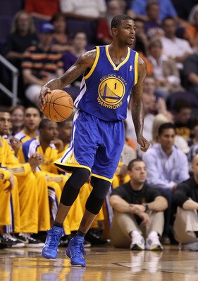 PHOENIX - OCTOBER 19:  Dorell Wright #1 of the Golden State Warriors handles the ball during the preseason NBA game against the Phoenix Suns at US Airways Center on October 19, 2010 in Phoenix, Arizona. NOTE TO USER: User expressly acknowledges and agrees