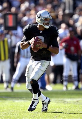OAKLAND, CA - OCTOBER 31:  Jason Campbell #8 of the Oakland Raiders drops back to pass against the Seattle Seahawks at Oakland-Alameda County Coliseum on October 31, 2010 in Oakland, California.  (Photo by Ezra Shaw/Getty Images)