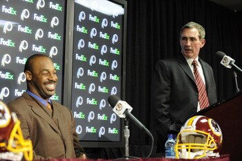 ASHURN, VA - APRIL 6:  Mike Shanahan, head coach Washington Redskins, introduces Donovan McNabb to the media on April 6, 2010 at Redskin Park in Ashburn, Virginia.  (Photo by Mitchell Layton/Getty Images)