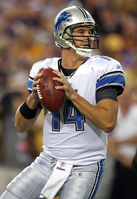 MINNEAPOLIS - SEPTEMBER 26:  Quarterback Shaun Hill #14 of the Detroit Lions drops back to pass against the Minnesota Vikings at Mall of America Field on September 26, 2010 in Minneapolis, Minnesota.  (Photo by Jeff Gross/Getty Images)