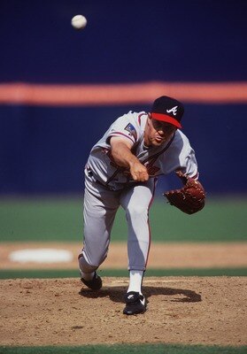 4 APRIL1994:  GREG MADDUX OF THE ATLANTA BRAVES PITCHES TO HIS FIRST WIN OF 1994 VERSUS THE PADRES AT SAN DIEGO JACK MURPHY STADIUM IN THE TWO TEAMS'' OPENING GAME OF THE SEASON. Mandatory Credit: Stephen Dunn/ALLSPORT