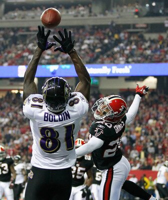 ATLANTA - NOVEMBER 11:  Anquan Boldin #81 of the Baltimore Ravens pulls in this touchdown reception against Brent Grimes #20 of the Atlanta Falcons at Georgia Dome on November 11, 2010 in Atlanta, Georgia.  (Photo by Kevin C. Cox/Getty Images)