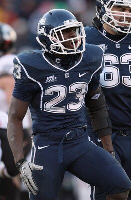 EAST HARTFORD, CT - NOVEMBER 27:  Jordan Todman #23 of the Connecticut Huskies celebrates his touchdown in the fourth quarter against the Cincinnati Bearcats on November 27, 2010 at Rentschler Field in East Hartford, Connecticut. The Huskies defeated the