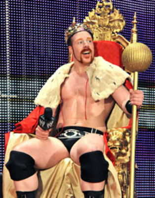 راندي اورتن يفعل RKO على 4 مصارعين  King_of_the_Ring_0_display_image