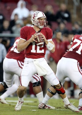 PALO ALTO, CA - NOVEMBER 27:  Andrew Luck #12 of the Stanford Cardinal in action against the Oregon State Beavers at Stanford Stadium on November 27, 2010 in Palo Alto, California.  (Photo by Ezra Shaw/Getty Images)