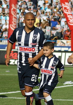 World-football-player-humberto-suazo_display_image