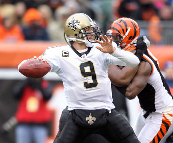 CINCINNATI, OH - DECEMBER 05:  Dree Brees #9 of the New Orleans Saints throws a pass during the NFL game against the Cincinnati Bengals at Paul Brown Stadium on December 5, 2010 in Cincinnati, Ohio.  The Saints won 34-30.  (Photo by Andy Lyons/Getty Image