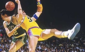 mchale-rambis-clothesline-1_display_image.jpg