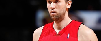 ATLANTA - DECEMBER 02:  Andrea Bargnani #7 of the Toronto Raptors against the Atlanta Hawks at Philips Arena on December 2, 2009 in Atlanta, Georgia.  NOTE TO USER: User expressly acknowledges and agrees that, by downloading and/or using this Photograph,