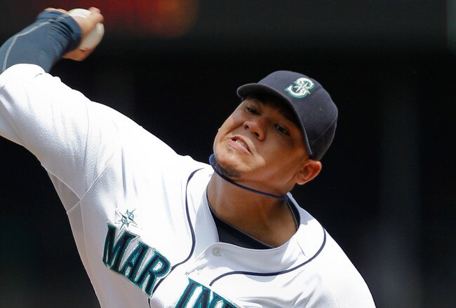 SEATTLE - JUNE 24: Starting pitcher Felix Hernandez #34 of the Seattle Mariners pitches against the Chicago Cubs at Safeco Field on June 24, 2010 in Seattle, Washington. (Photo by Otto Greule Jr/Getty Images)