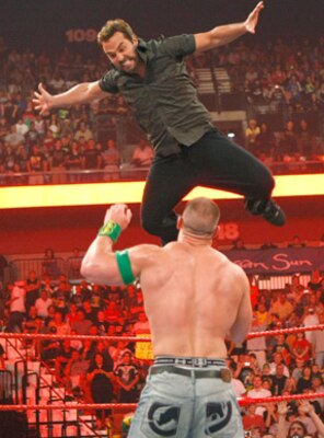Piven jumps Cena