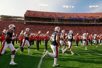 AUBURN, AL - NOVEMBER 13:  The Auburn Tigers enter the field against the Georgia Bulldogs at Jordan-Hare Stadium on November 13, 2010 in Auburn, Alabama.  (Photo by Kevin C. Cox/Getty Images)