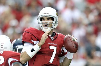 GLENDALE, AZ - AUGUST 14:  Quarterback Matt Leinart #7 of the Arizona Cardinals drops back to pass during preseason NFL game against the Houston Texans at the University of Phoenix Stadium on August 14, 2010 in Glendale, Arizona.  The Cardinals defeated t