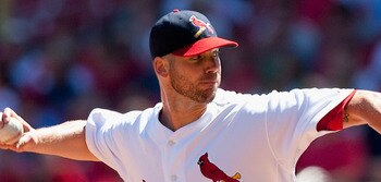 ST. LOUIS - SEPTEMBER 5: Starter Chris Carpenter #29 of the St. Louis Cardinals pitches against the Cincinnati Reds at Busch Stadium on September 5, 2010 in St. Louis, Missouri.  The Cardinals beat the Reds 4-2.  (Photo by Dilip Vishwanat/Getty Images)
