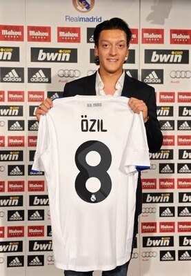 Football-2010-ozil-transfer_display_image