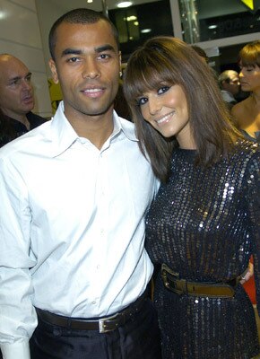 Football-2010-cheryl-cole-ashley-cole_display_image