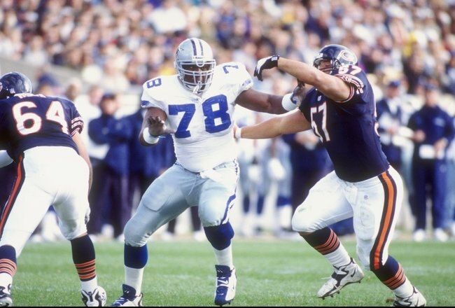 18 Oct 1998:  Defensive tackle Leon Lett #78 of the Dallas Cowboys in action against center Olin Kreutz #57 of the Chicago Bears during the game at Soldier Field in Chicago, Illinois. The Bears defeated the Cowboys 13-12. Mandatory Credit: Jonathan Daniel