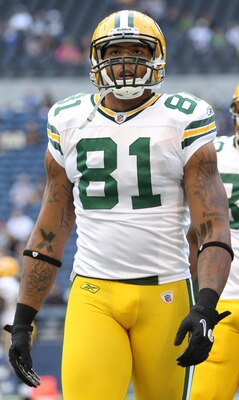 SEATTLE - AUGUST 21:  Wide receiver Andrew Quarless #81 of the Green Bay Packers looks on during warmups prior to the preseason game against the Seattle Seahawks at Qwest Field on August 21, 2010 in Seattle, Washington. (Photo by Otto Greule Jr/Getty Imag
