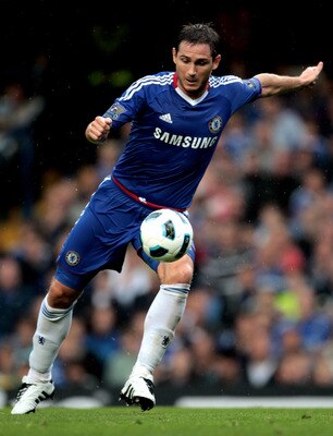 LONDON, ENGLAND - AUGUST 14:  Frank Lampard of Chelsea shoots on goal during the Barclays Premier League match between Chelsea and West Bromwich Albion at Stamford Bridge on August 14, 2010 in London, England.  (Photo by Phil Cole/Getty Images)