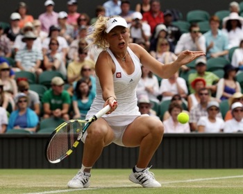 Caroline-wozniacki-upskirt-2010_display_image