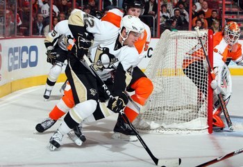 PHILADELPHIA - JANUARY 13:  Dustin Jeffrey #42 of the Pittsburgh Penguins skates against the Philadelphia Flyers on January 13, 2009 at Wachovia Center in Philadelphia, Pennsylvania. The Penguins defeated the Flyers 4-2.  (Photo by Jim McIsaac/Getty Image