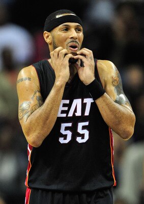 MEMPHIS, TN - NOVEMBER 20:  Eddie House #55 of the Miami Heat reacts after teammate Juwan Howard #5 was called for a foul against the Memphis Grizzlies at FedExForum on November 20, 2010 in Memphis, Tennessee. The Grizzlies won 97-95.  NOTE TO USER: User