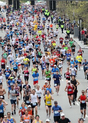 BOSTON - APRIL 19:  Participants run down Boylston Street toward the finish line during the 114th Boston Marathon on April 19, 2010 in Boston, Massachusetts. (Photo by Jim Rogash/Getty Images)