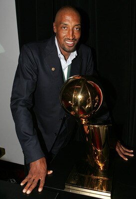 NEW YORK - SEPTEMBER 22:  Scottie Pippen attends the 23rd Annual Great Sports Legends Dinner to Cure Paralysis at the Waldorf Astoria on September 22, 2008 in New York City.  (Photo by Thos Robinson/Getty Images for The Miami Project)