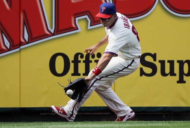 PHILADELPHIA - MAY 01:  Raul Ibanez #29 of the Philadelphia Phillies in action against the New York Mets at Citizens Bank Park on May 1, 2010 in Philadelphia, Pennsylvania.  (Photo by Jim McIsaac/Getty Images)