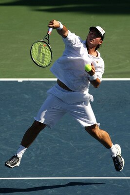 LOS ANGELES, CA - JULY 27:  Vincent Spadea returns a shot against Robert Kendrick during the LA Tennis Open Day 1 at Los Angeles Tennis Center - UCLA on July 27, 2009 in Los Angeles, California.  Kendrick defeated Spadea 6-0, 6-0.  (Photo by Stephen Dunn/