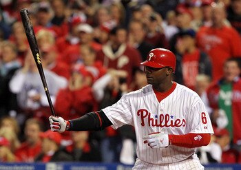 PHILADELPHIA - OCTOBER 23:  Ryan Howard #6 of the Philadelphia Phillies bats against the San Francisco Giants in Game Six of the NLCS during the 2010 MLB Playoffs at Citizens Bank Park on October 23, 2010 in Philadelphia, Pennsylvania.  (Photo by Al Bello