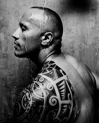 PcW#159: "KILL...ER 'Em All" - Página 3 Dwayne-Johnson-Body-Tattoo_display_image