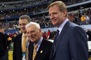 ARLINGTON, TX - FEBRUARY 06:  (L-R) President and co-owner Art Rooney II of the Pittsburgh Steelers, owner Dan Rooney of the Steelers and NFL Commissioner Roger Goodell on the sideline before Super Bowl XLV against the Green Bay Packers at Cowboys Stadium